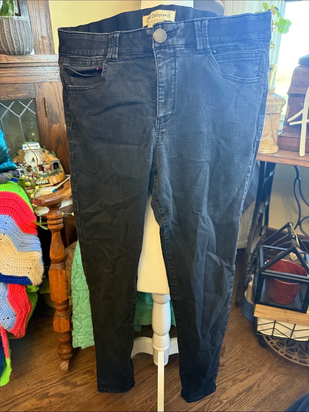 Democracy Women’s Black Skinny Jeans